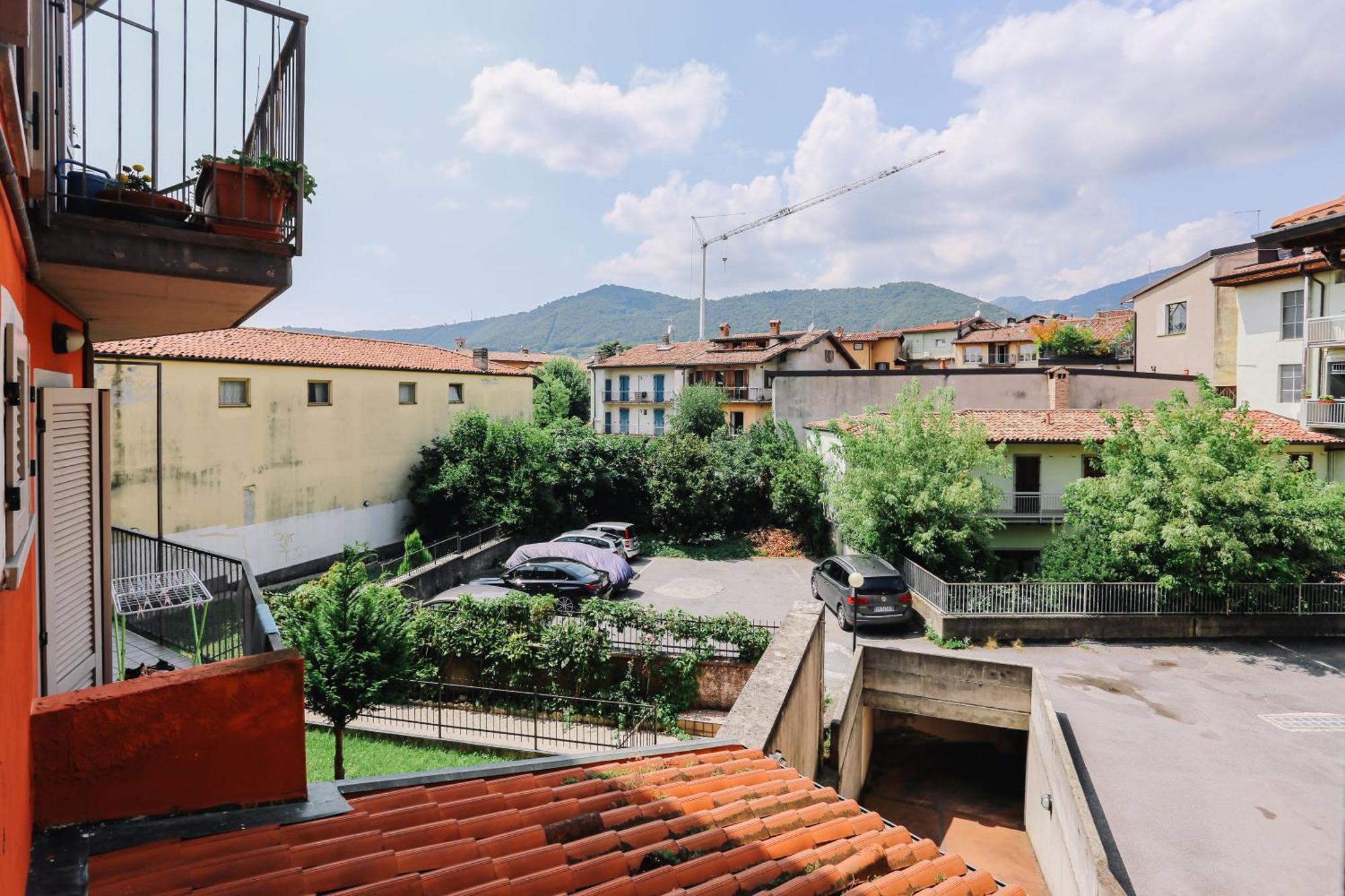 Flat Mazzini 6 Alzano Lombardo Exterior foto