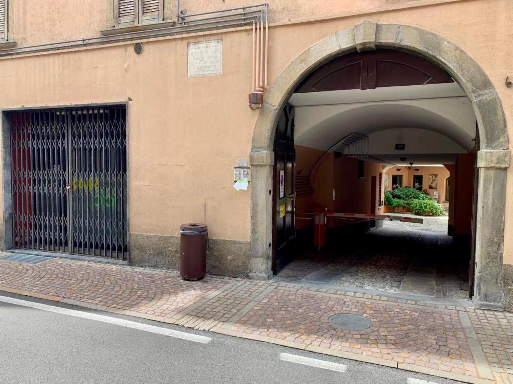Flat Mazzini 6 Alzano Lombardo Exterior foto